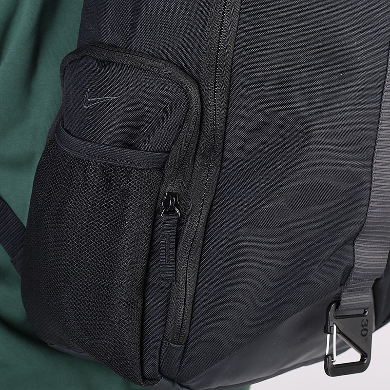  черный рюкзак Nike LeBron Print Backpack 25L DB2479-010 - цена, описание, фото 7